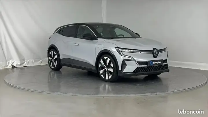 Renault Megane 2023 photo 3