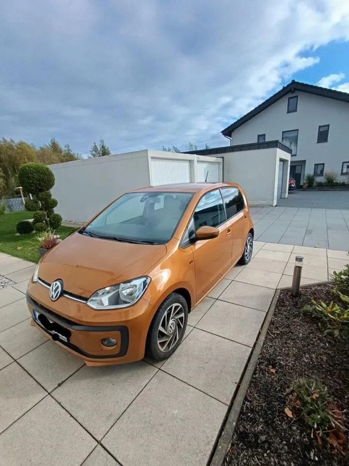 Volkswagen Up