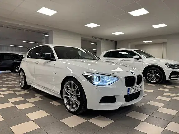 BMW 116I 2015 photo 3