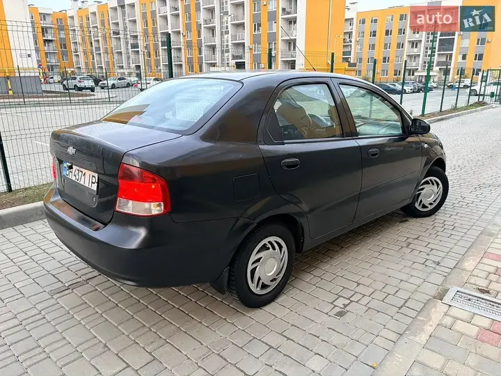 Chevrolet Aveo 2006 photo 3