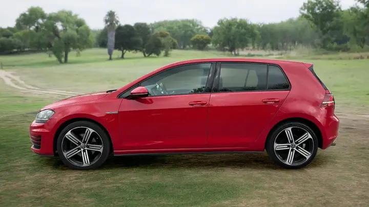 Volkswagen Golf 2014 photo 4