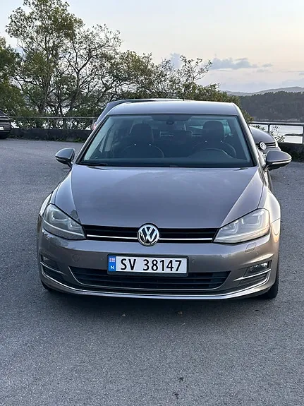 Volkswagen Golf 2013 photo 2