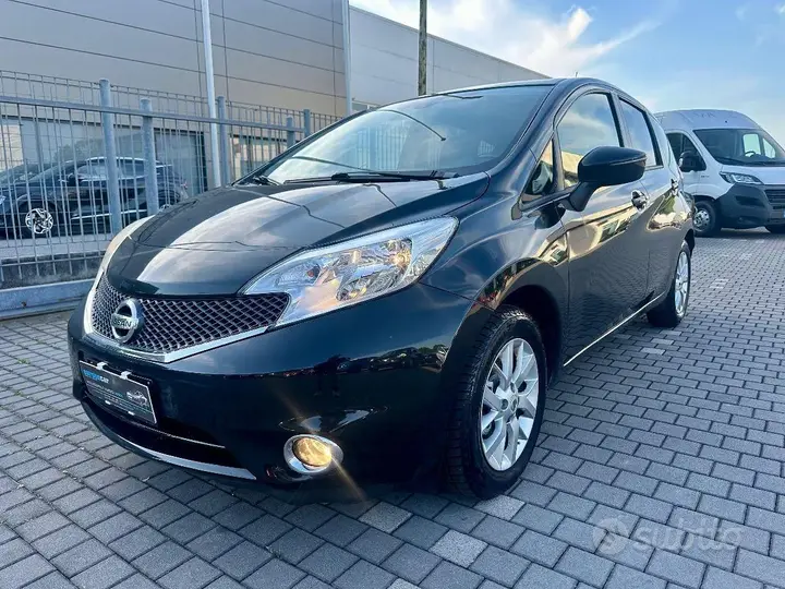 Nissan Note 2015 photo 5