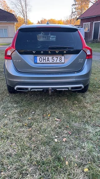 Volvo V60 Cross Country 2017 photo 4