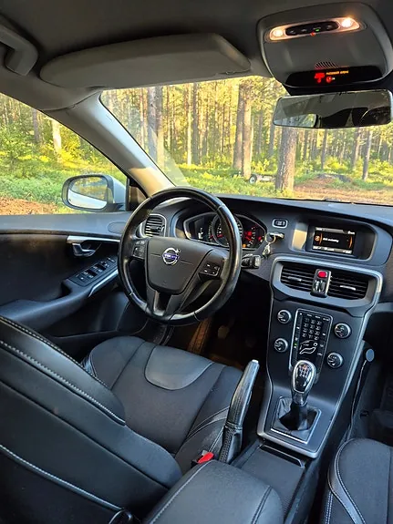 Volvo V40 2013 photo 5