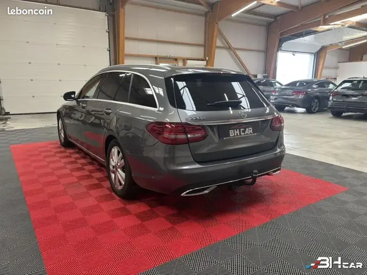 Mercedes-Benz C-Class 2020 photo 5