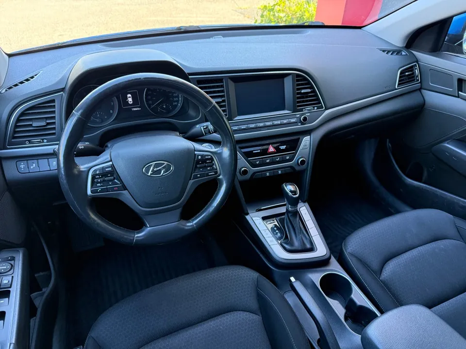 Hyundai Elantra 2018 photo 5