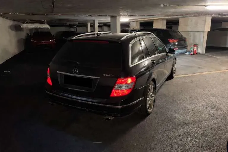Mercedes-Benz C-Class 2008 photo 2