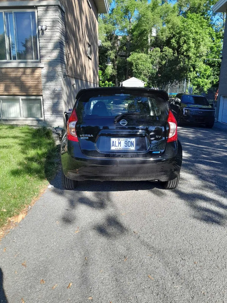 Nissan Versa 2014 photo 4
