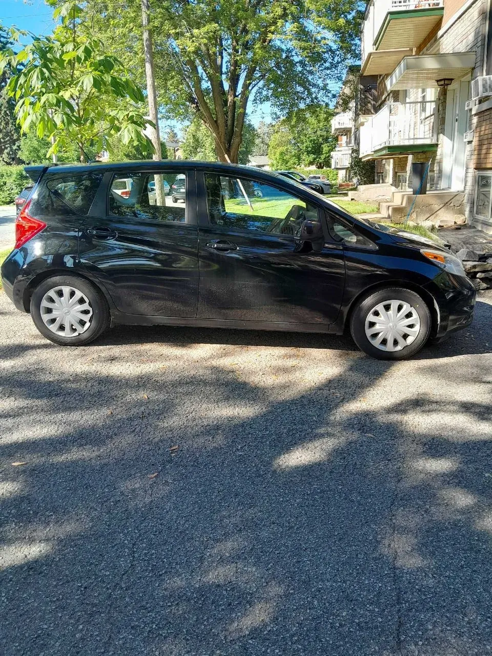 Nissan Versa 2014 photo 3