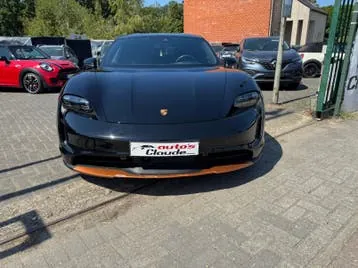 Porsche Taycan Cross Turismo