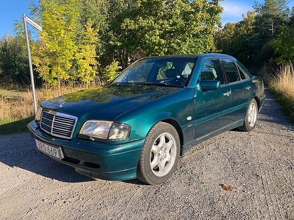Mercedes-Benz C280