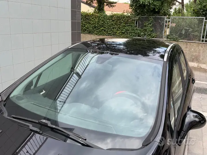 Peugeot 308 2010 photo 4