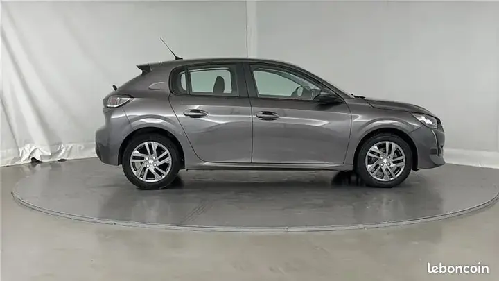Peugeot 208 2021 photo 4