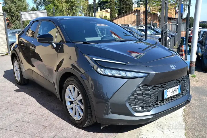 Toyota C-Hr 2025 photo 5