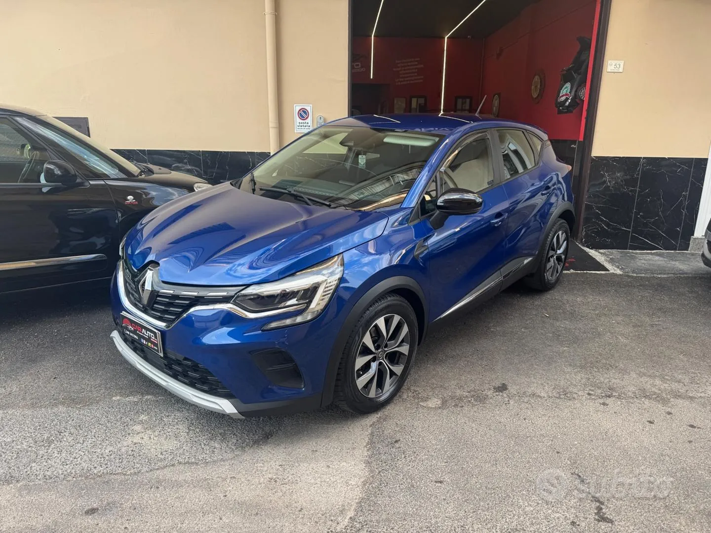 Renault Captur 2021 photo 2