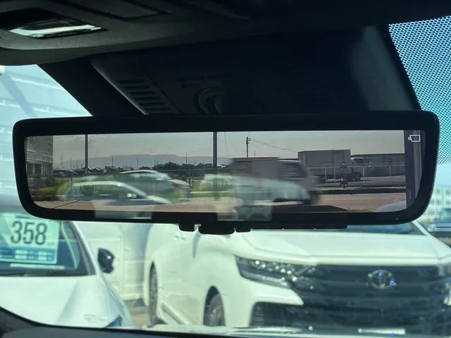 Toyota Crown Sport 2025 photo 5