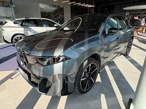 BMW Ix3 2026 photo 3