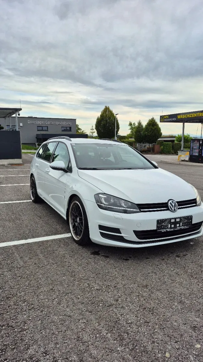 Volkswagen Golf 2014 photo 2