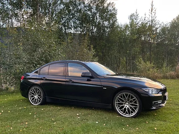 BMW 320D 2013 photo 5