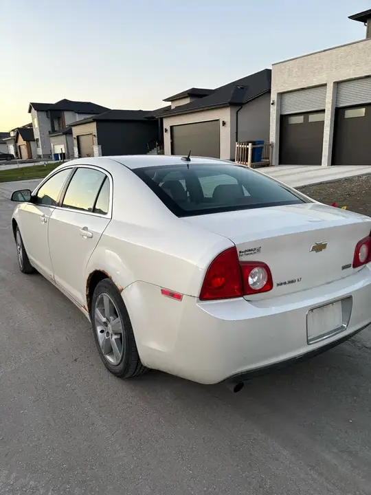 Chevrolet Malibu 2010 photo 5