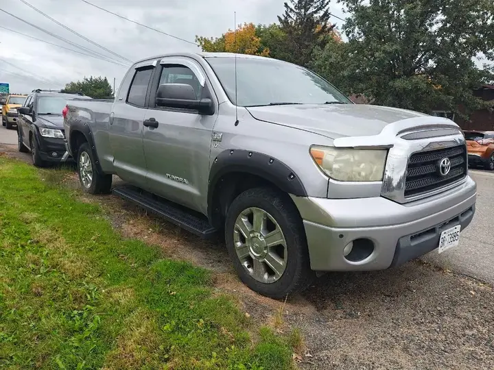 Toyota Tundra 2008 photo 2