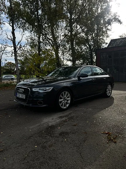 Audi A6 2012 photo 2