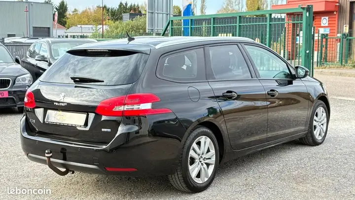 Peugeot 308 2015 photo 5
