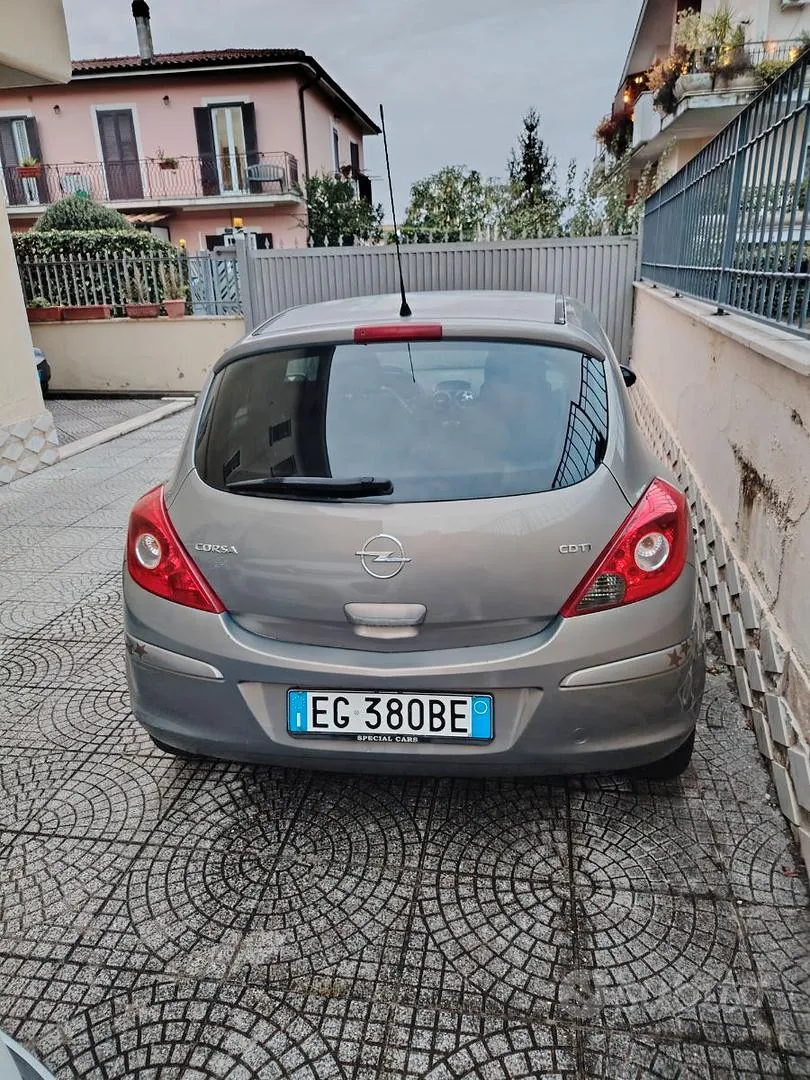 Opel Corsa 2010 photo 4