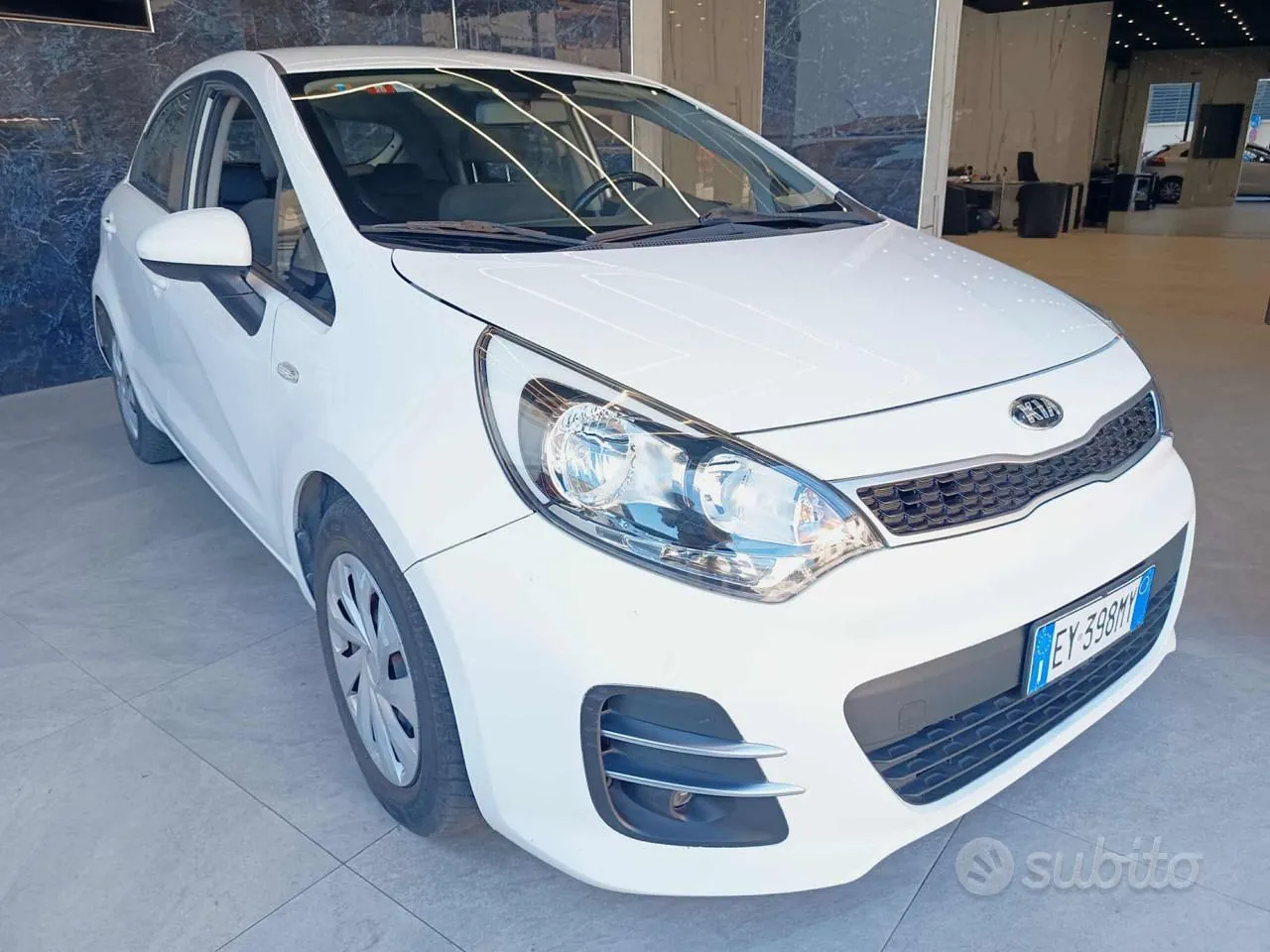 Kia Rio 2015 photo 2