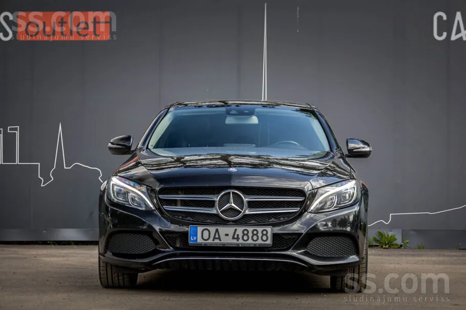 Mercedes-Benz C220 2016 photo 2