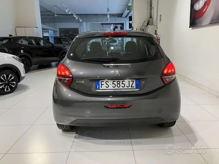 Peugeot 208 2018 photo 5