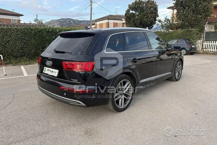 Audi Q7 2017 photo 5