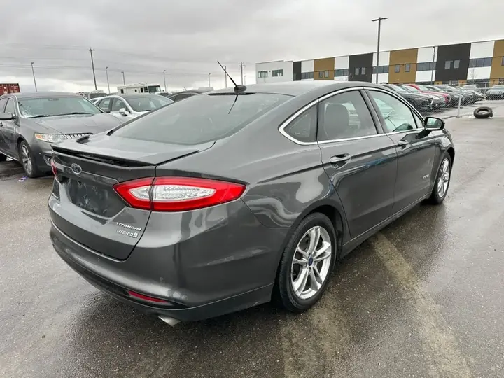 Ford Fusion 2015 photo 4