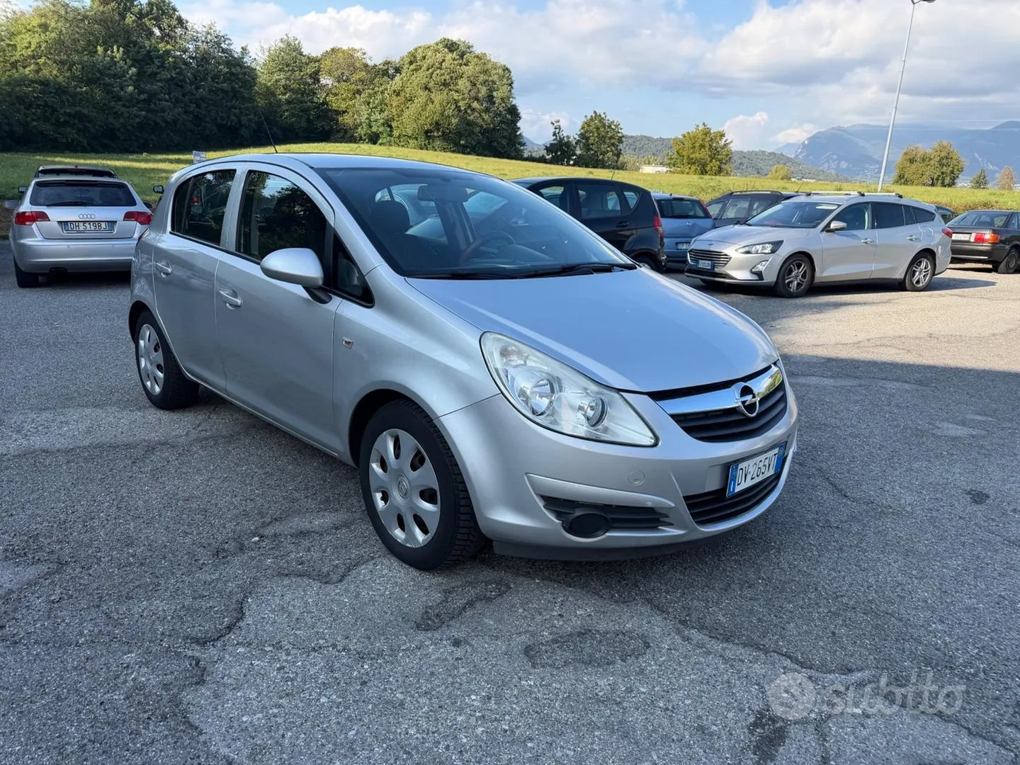 Opel Corsa 2009 photo 2