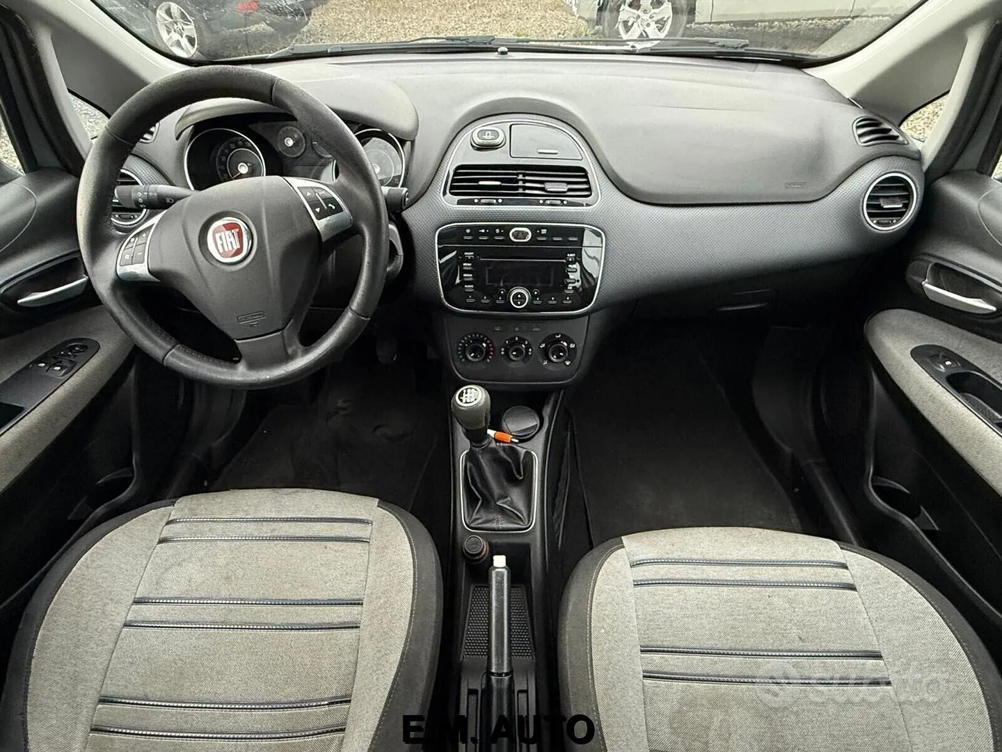 Fiat Punto Evo 2012 photo 5