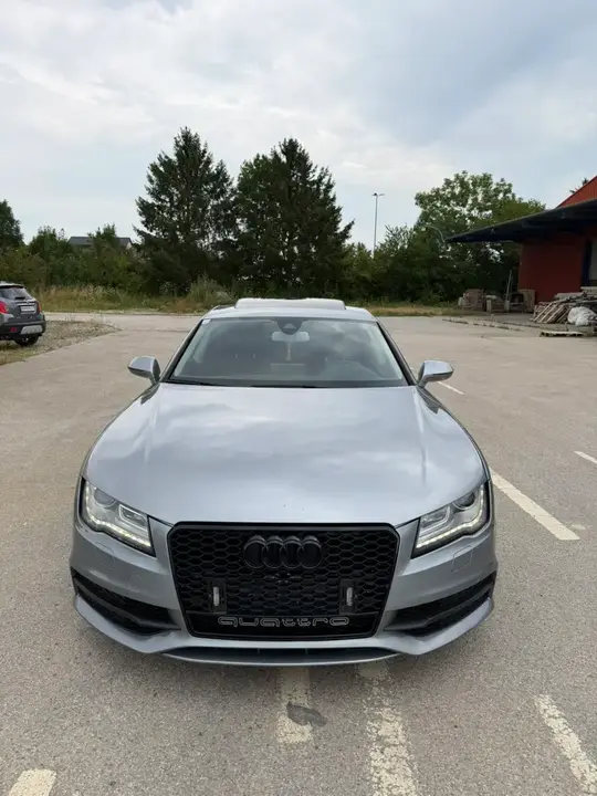 Audi A7 2011 photo 2