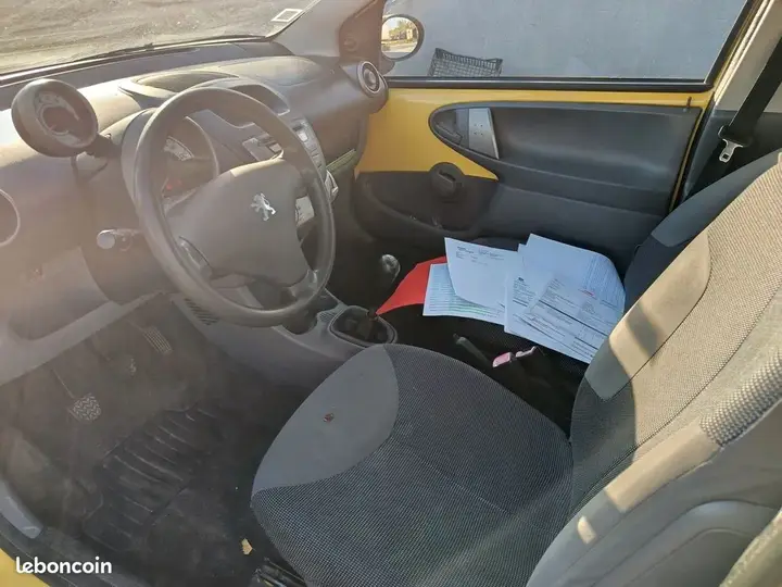 Peugeot 107 2008 photo 3