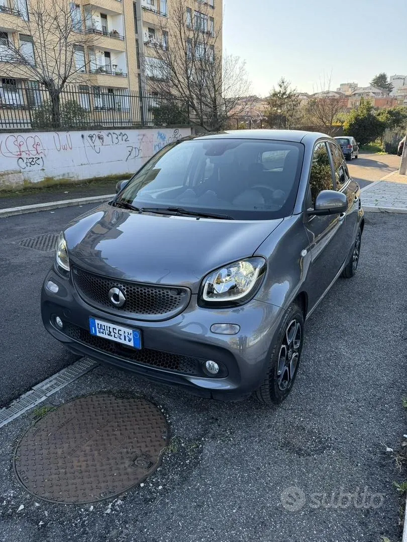 Smart Forfour 2019 photo 2