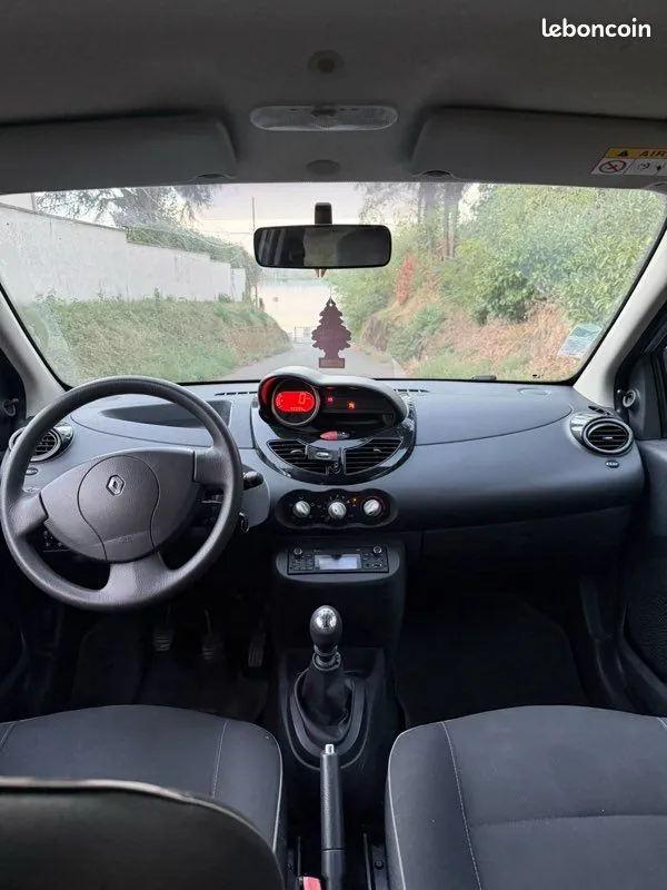 Renault Twingo 2014 photo 3