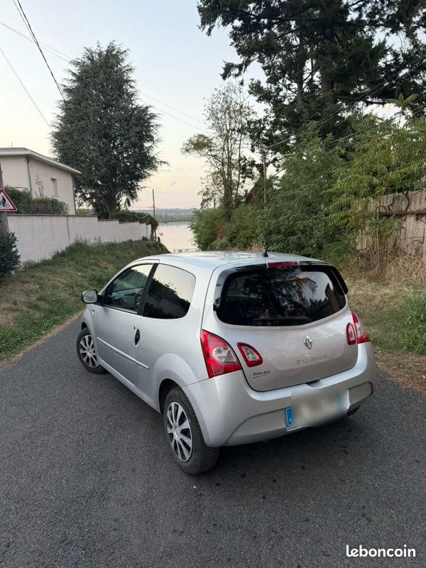 Renault Twingo 2014 photo 2