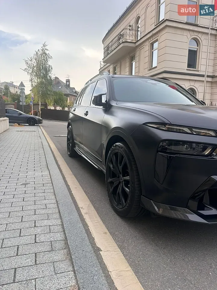 BMW X7 2024 photo 4