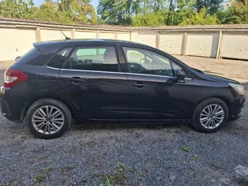 Citroen C4 2011 photo 2
