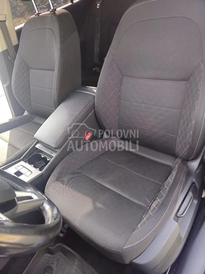 Skoda Superb 2018 photo 2