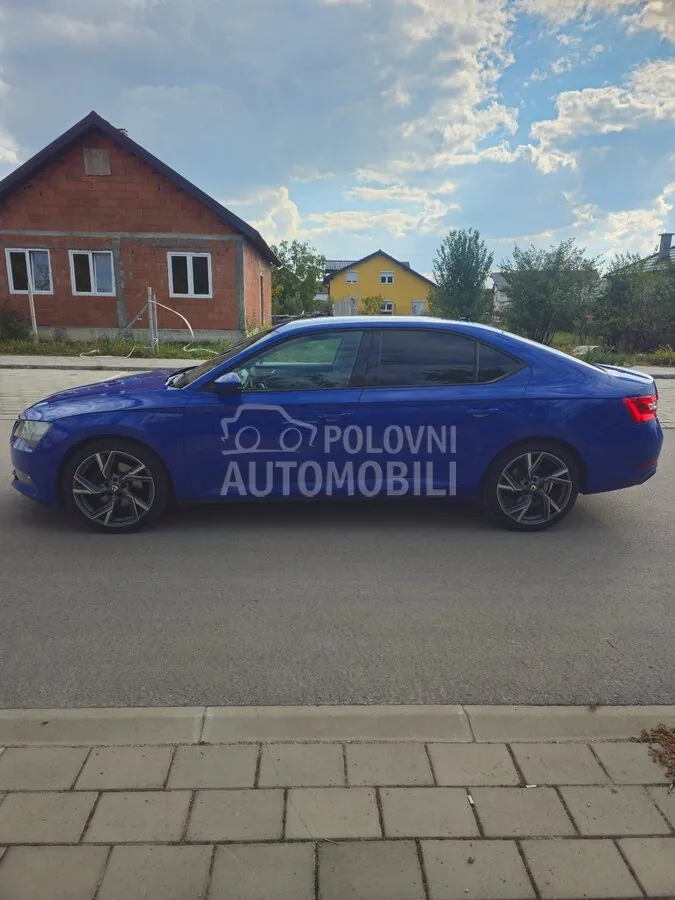 Skoda Superb 2018 photo 3