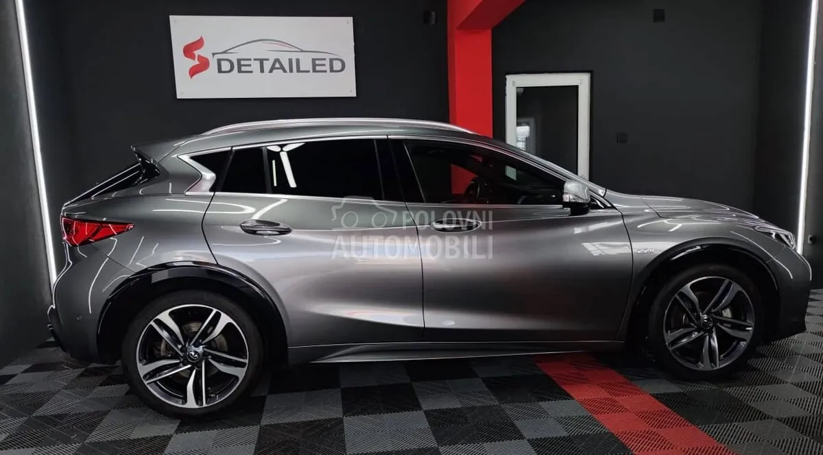 Infiniti Q30 2016 photo 5
