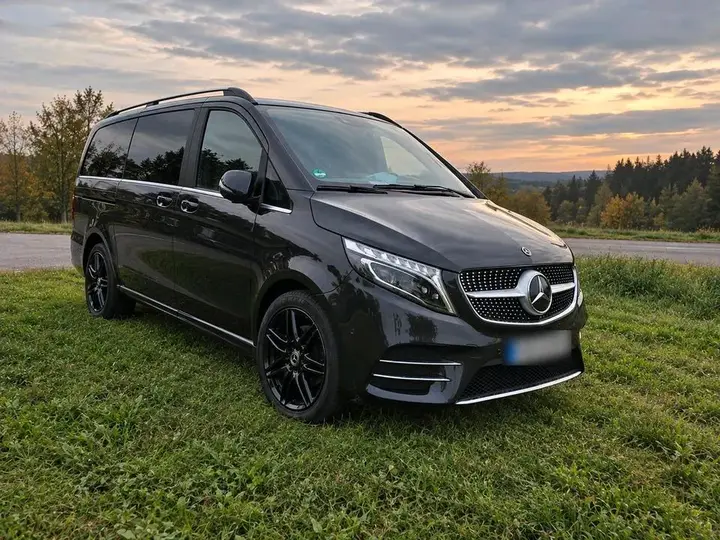 Mercedes-Benz V-Class