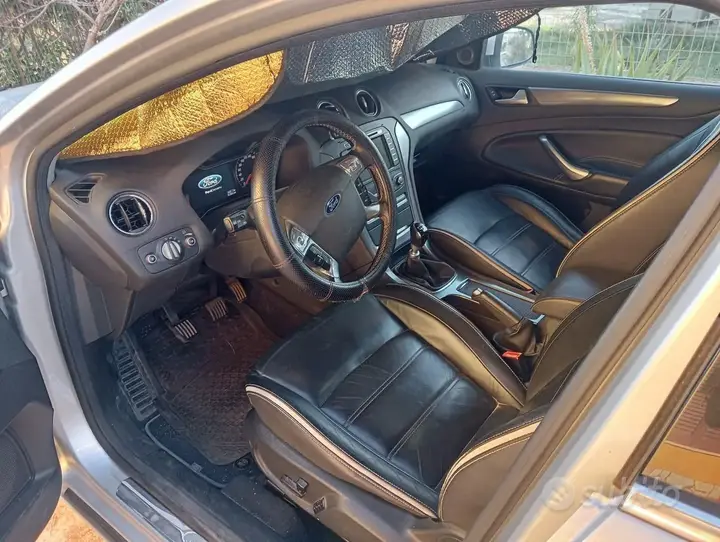 Ford Mondeo 2010 photo 3