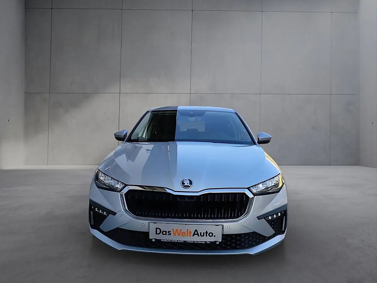 Skoda Scala 2025 photo 2