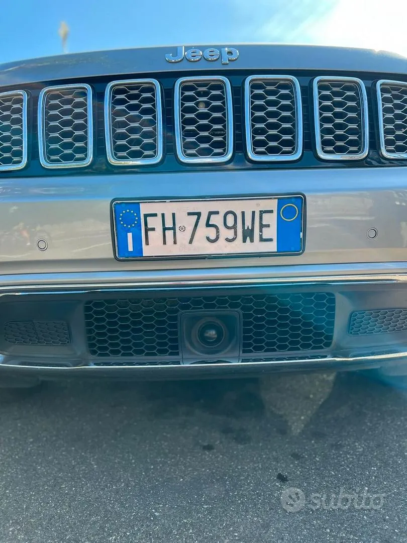 Jeep Grand Cherokee 2017 photo 2